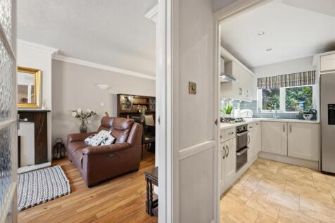 Lounge and Kitchen.jpg