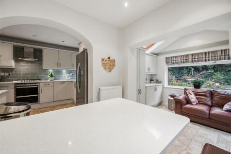 Kitchen from breakfast area.jpg