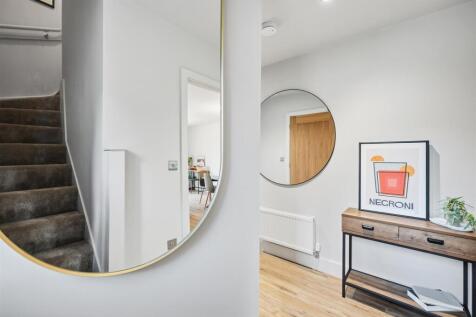 Stairs and entrance hallway.jpg