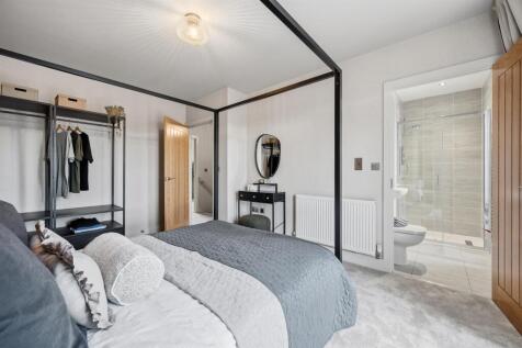 Bedroom One and en-suite.jpg