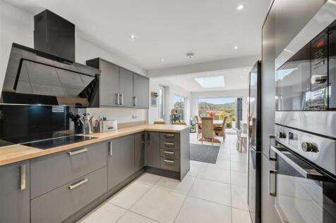 Kitchen to dining area.jpg