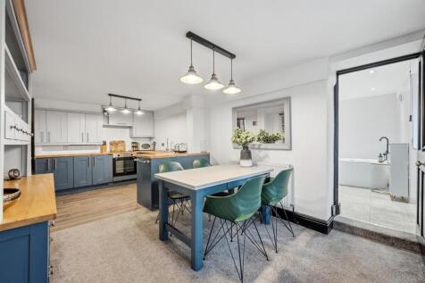 Kitchen-Diner and Bathroom.jpg