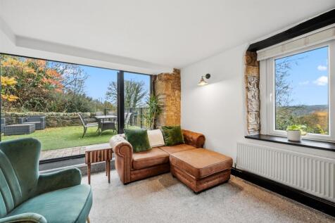 Sitting Room to Garden Terrace and views.jpg