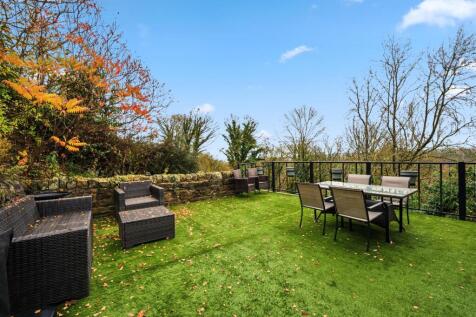 Garden Terrace - seating.jpg