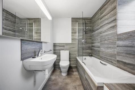 Bathroom - bath, sink and WC.jpg