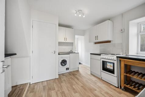 Kitchen towards back door.jpg