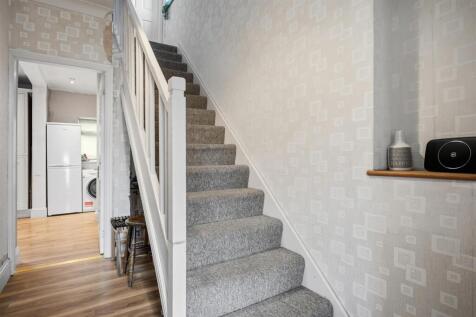 Entrance Hallway and stairs.jpg