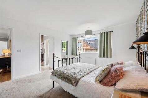 Bedroom Three to walk-in wardrobe.jpg