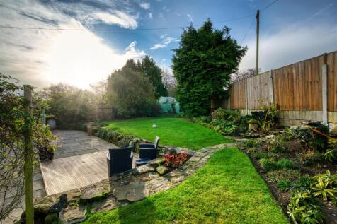 Rear Garden - lawn.jpg