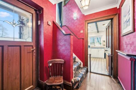 Entrance Hallway.jpg