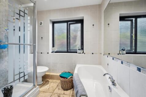 Bathroom - shower and bath.jpg