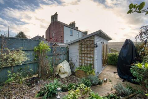 Summer House and garden.jpg