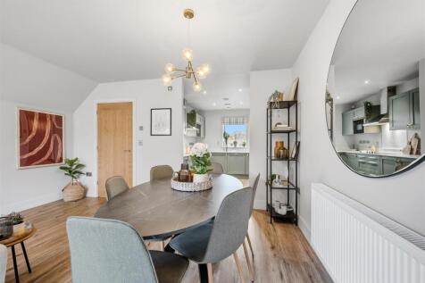 Dining area to Kitchen.jpg