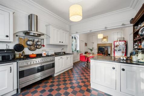 Kitchen to dining area.jpg