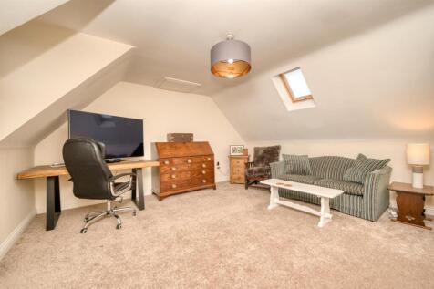 Bedroom Five - sofa and desk.jpg