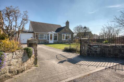Front of the home and driveway.jpg