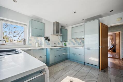 Kitchen from Conservatory.jpg