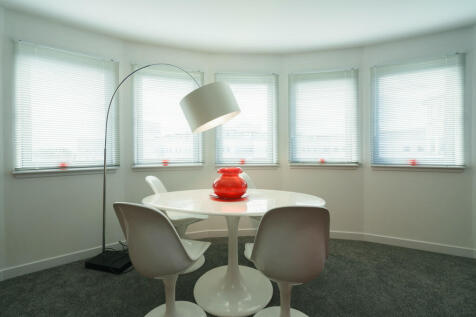 6. Living area an...