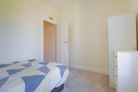 Bedroom 1.2
