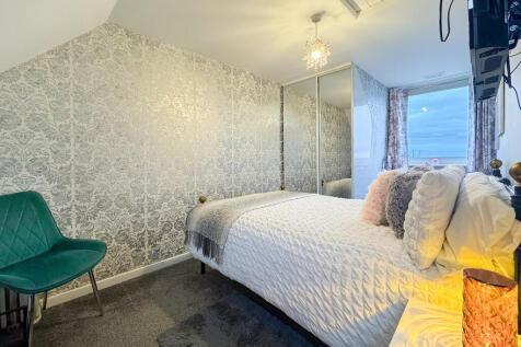 27 Simpson Road-U...