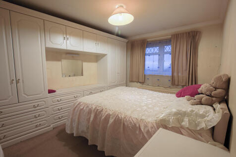 Bedroom4