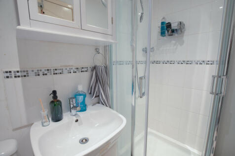 Bathroom1