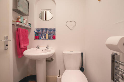 BathroomAngle1