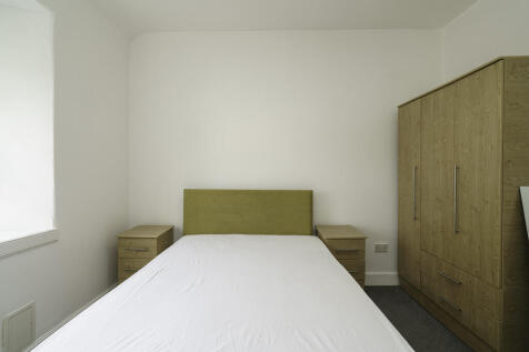 7. Bedroom 1 angl...