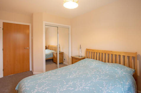 BedroomAngle1