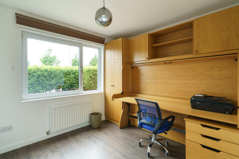 19. Office