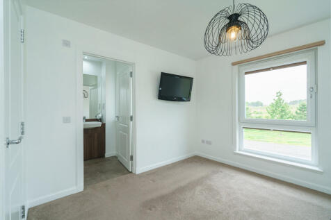 1. Bedroom 1 angl...