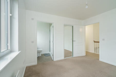 7. Bedroom 2 angl...