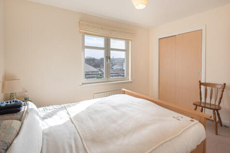 BedroomAngle2