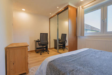 Bedroom 2.1