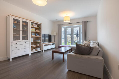 FamilyRoom1
