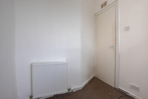 BedroomAngle2