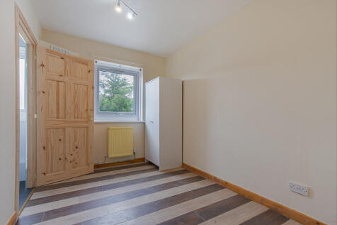 Bedroom1Angle1