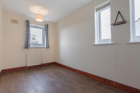 Bedroom3Angle1