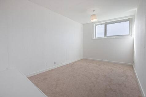 Bedroom1Angle1