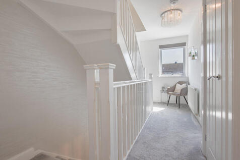HallwayUpstairs