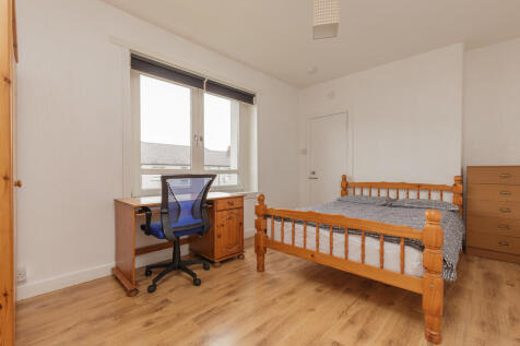 Double Bedroom 1