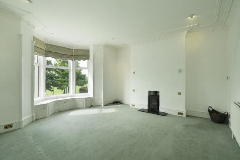4. Living room an...