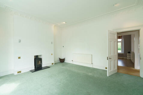 5. Living room an...