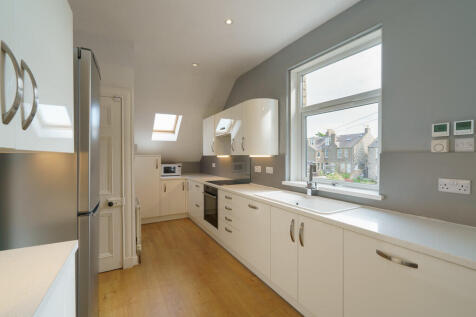 6. Kitchen angle ...