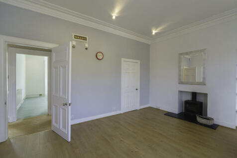 8. Dining area an...
