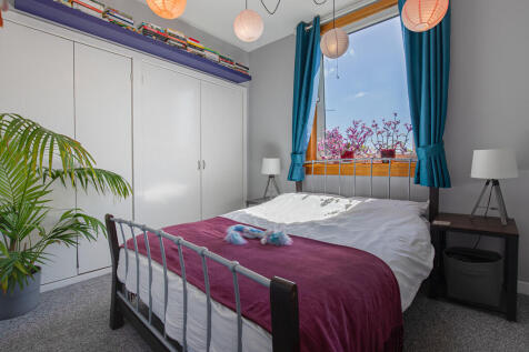 MasterBedroomAngl...