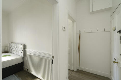 6. Hallway angle ...
