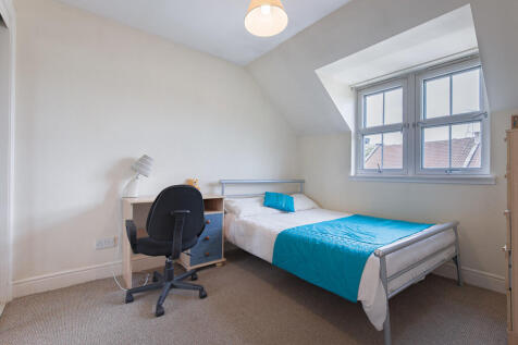 Bedroom3Angle1
