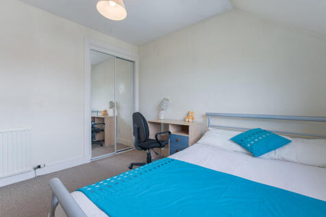Bedroom3Angle2