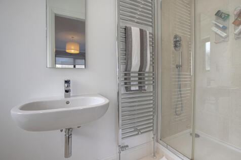 Ensuite1